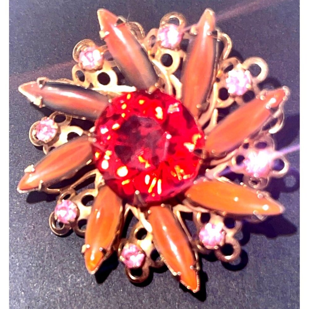 Pink and Gold Tone Retro Floral Brooch Vtg Jewelry Atomic Starburst Type Pattern - Picture 8 of 8